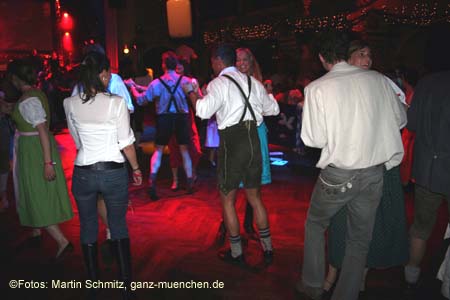 060520nacht_tracht82
