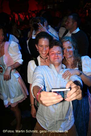 060520nacht_tracht95