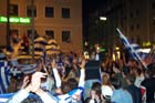 04em_griechenfeier08