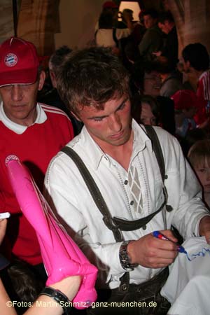 060513fcb_feier_rathaus07