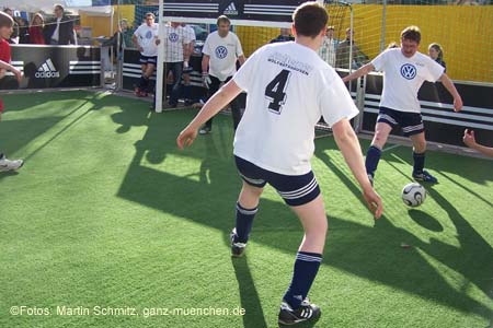 060401hm2_fussball09