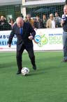 060401hm2_fussball24