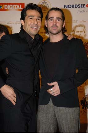 Premierenbild_05_463x700