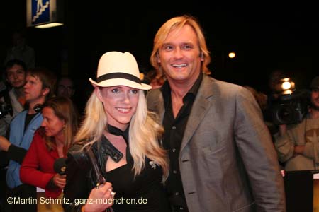 061011crowe_premiere42