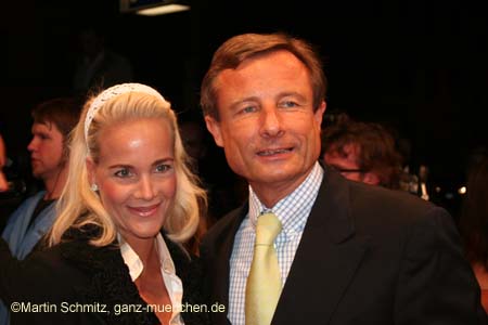 061011crowe_premiere51
