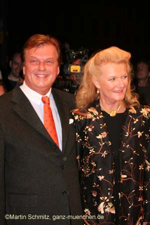 061011crowe_premiere62