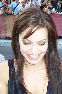 angelina_jolie_h05