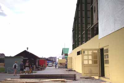 030820wiesnaufbau_q06ochs