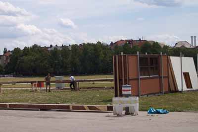 030820wiesnaufbau_q20knoe