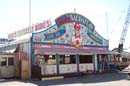 030903wiesnaufbau2_q37bodo