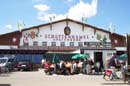 030903wiesnaufbau_q52s0044