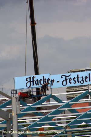 050722wiesn_hacker07