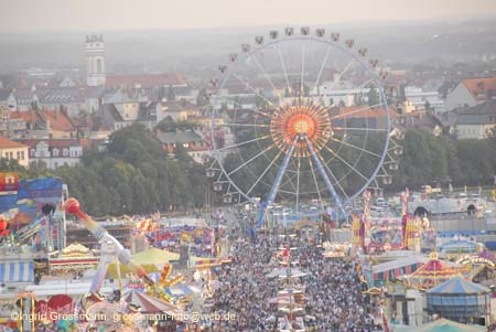 060924wiesn_paulskirche33