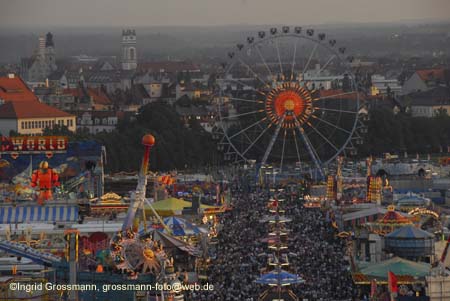 060924wiesn_paulskirche34