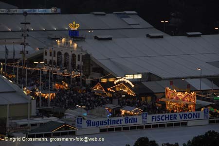 060924wiesn_paulskirche66