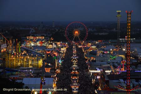 060924wiesn_paulskirche74