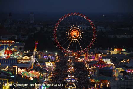 060924wiesn_paulskirche77