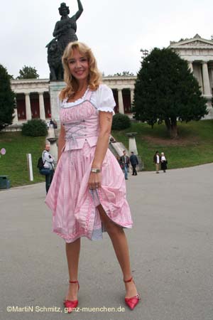 060918sixt_damenwiesn08
