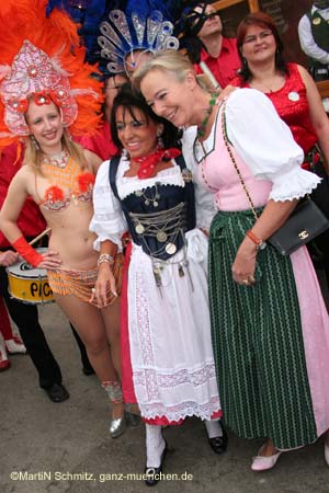 060918sixt_damenwiesn08a
