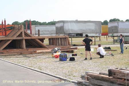 060712wiesnaufbau011