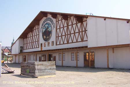 060727wiesnaufbau_mlm42
