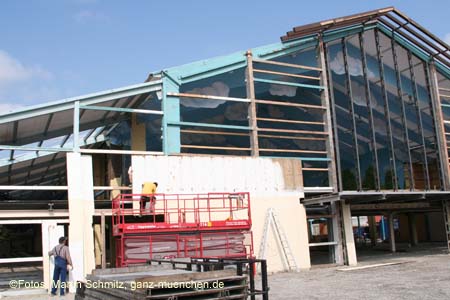 060805wiesnaufbau017
