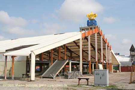 060805wiesnaufbau019