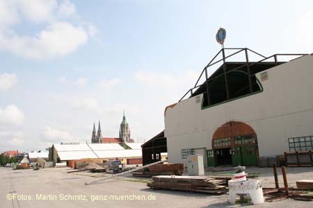 060805wiesnaufbau035