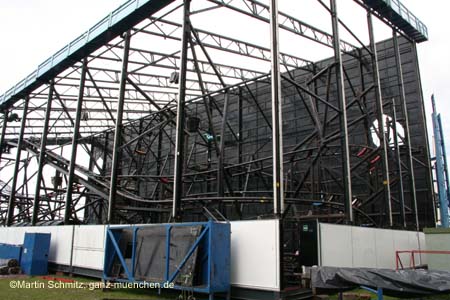 060829wiesnaufbau_ms03
