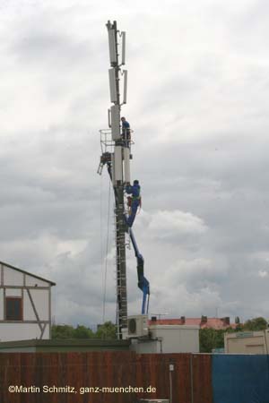 060829wiesnaufbau_ms19