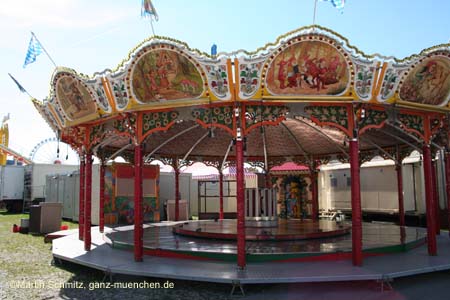 060910aufbau_wiesn17