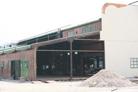 060808wiesnaufbau38