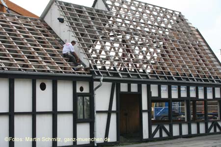 060808wiesnaufbau51