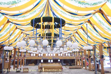 060816mlm_wiesnaufbau046