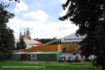 060823wiesn_aufbau_ig32