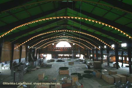060823wiesnaufbau_mlm005