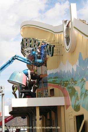 060823wiesnaufbau_mlm036