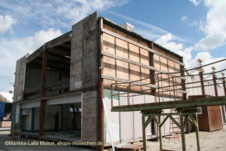 060823wiesnaufbau_mlm041