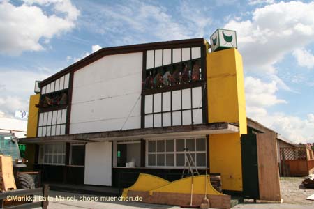 060823wiesnaufbau_mlm058