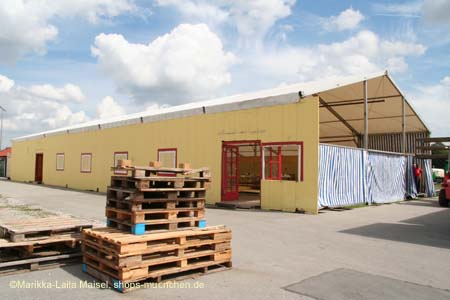 060823wiesnaufbau_mlm100