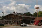 060823wiesnaufbau_mlm075