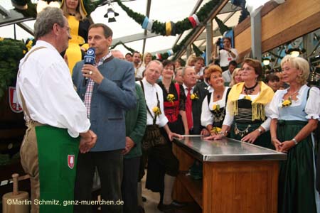 060916wiesn_anstich021
