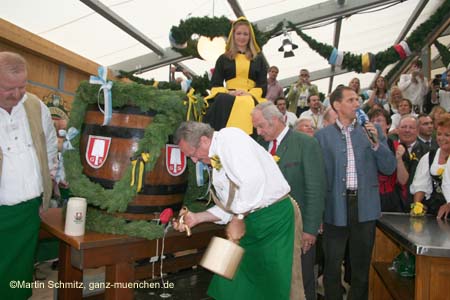 060916wiesn_anstich026