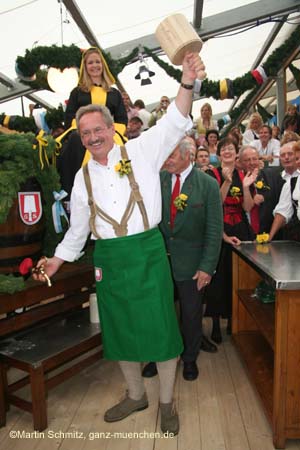 060916wiesn_anstich037