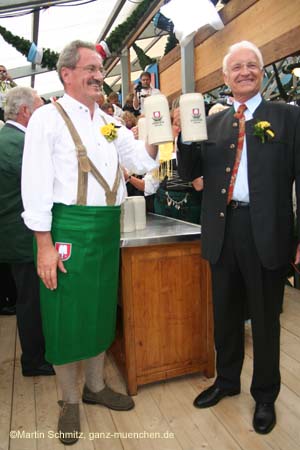 060916wiesn_anstich050