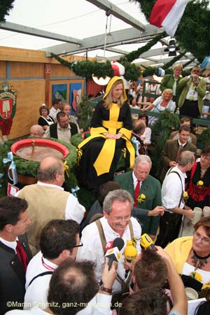 060916wiesn_anstich073