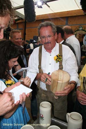 060916wiesn_anstich075