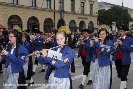 060917ig2_trachtenzug128