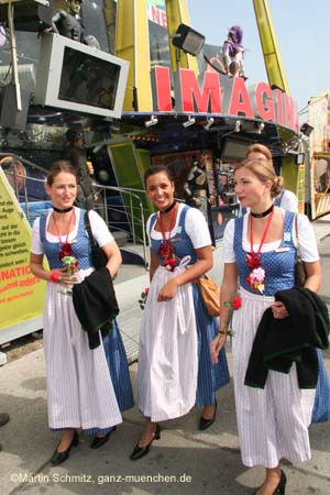 060925lufthansa_wiesn93
