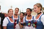 060925lufthansa_wiesn05